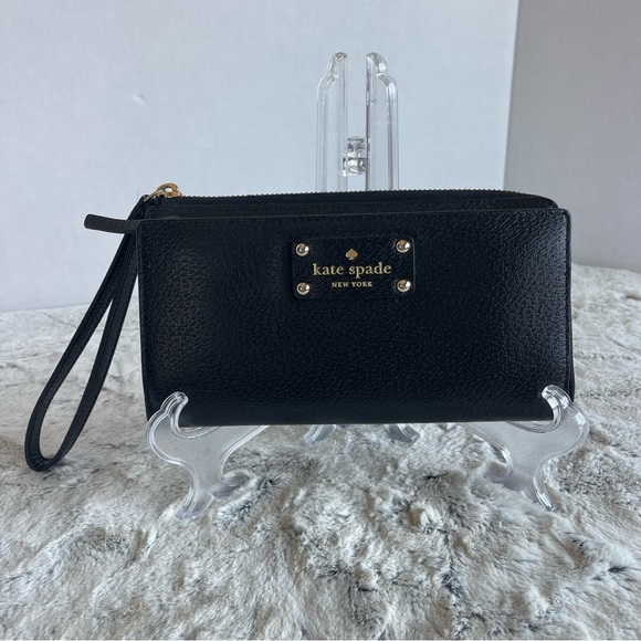 Kate Spade Black Leather Wallet Wristlet - Picture 1 of 16